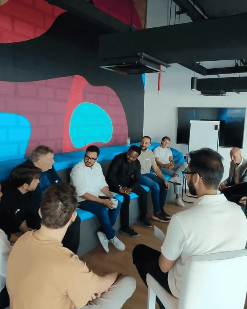 Tech leaders: AI, Talent, and the race to scale 5 Group discussion in a Salt office.