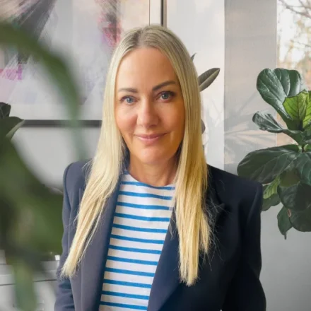 Lisa Harkness headshot