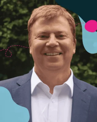 Headshot of Chris Gant from Veles Consulting