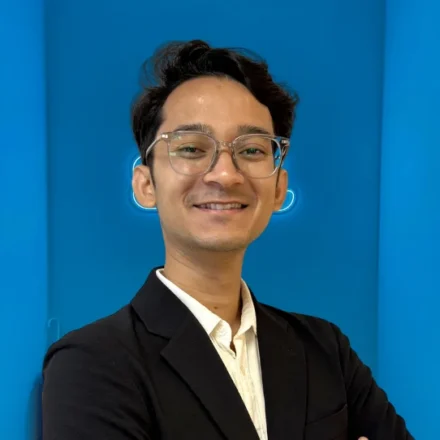 Harris Azariel in a Salt office